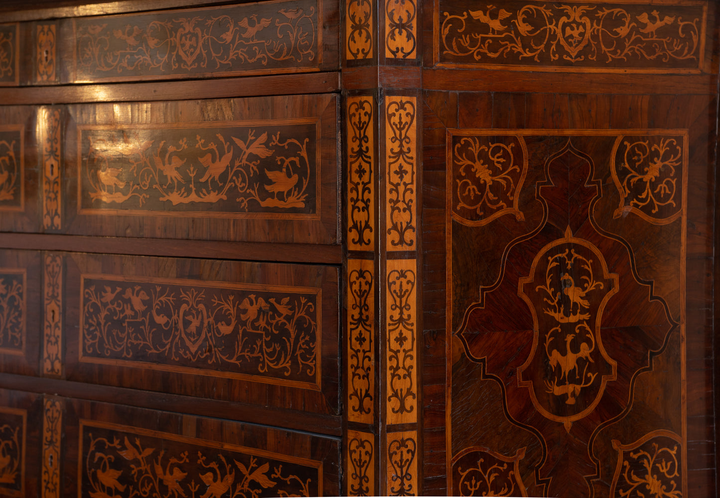 A truly exquisite example of Maltese furniture making is this grand Gradenza/ Chest of Drawers with superb veneering in fruitwood, olivewood and walnut c.1680